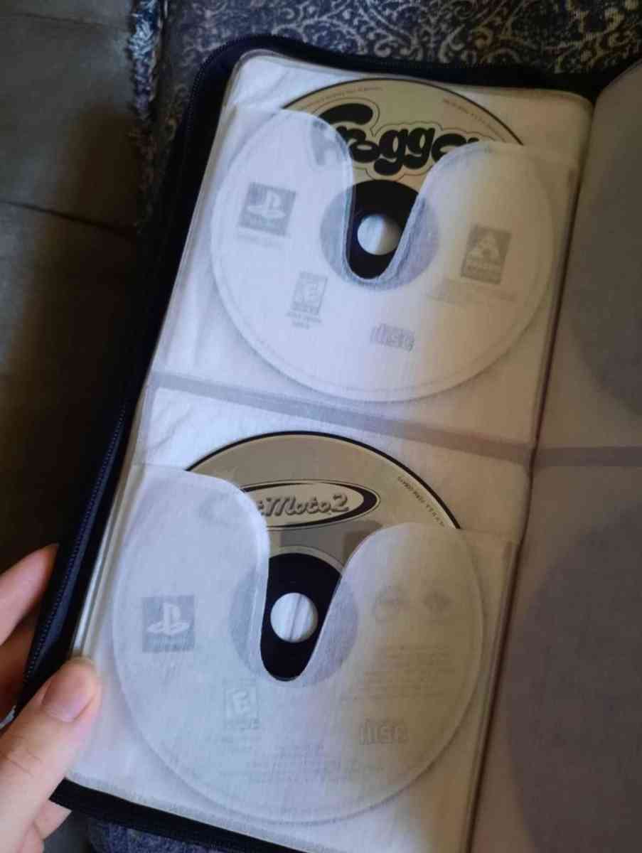 Lot of 31 PS1 Games and 1 PS2 Game  Pickup SOUTHMONT NC - Southmont, North Carolina