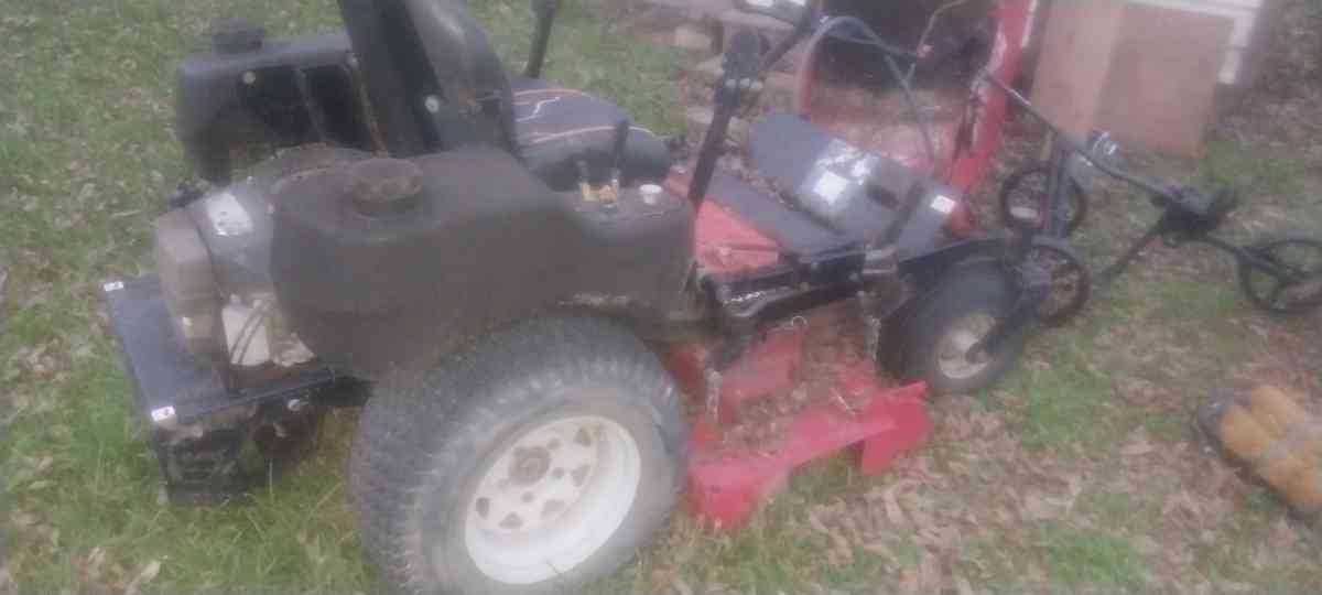 Gravely zeroturn - Wharton, Texas - FleaMarketBay