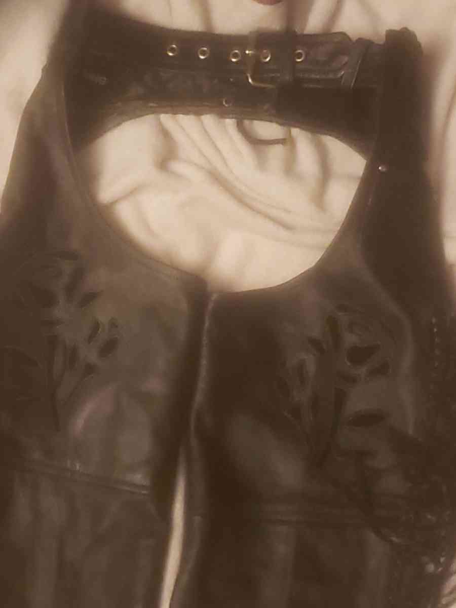 motorcycle leather chaps - Redfield, South Dakota - FleaMarketBay