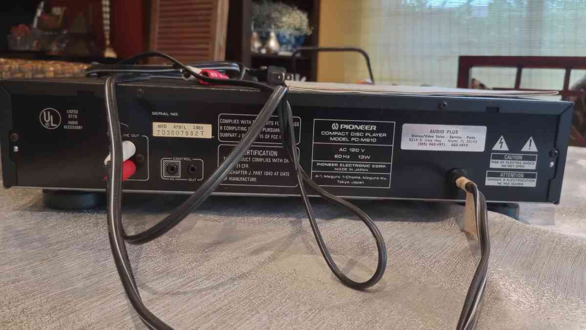 1989 Pioneer PDM610  Compact Disc Changer Vintage W Instruct - Hollywood, Florida - FleaMarketBay