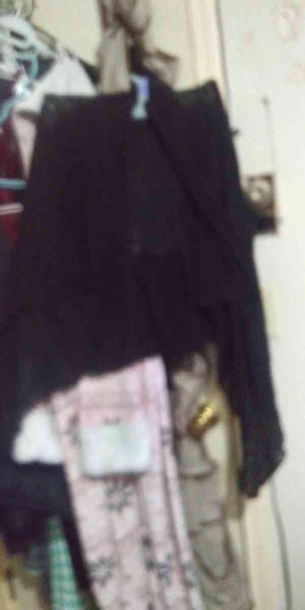 light lace over jacket wore once - Yakima, Washington - FleaMarketBay