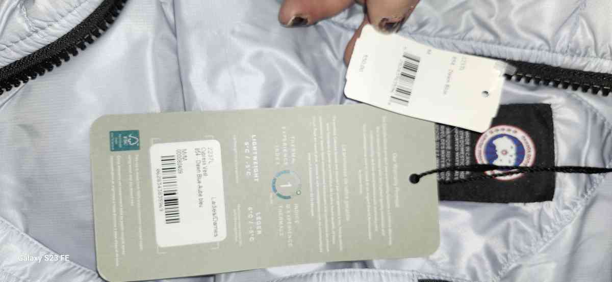 canada goose - Denver, Colorado - FleaMarketBay