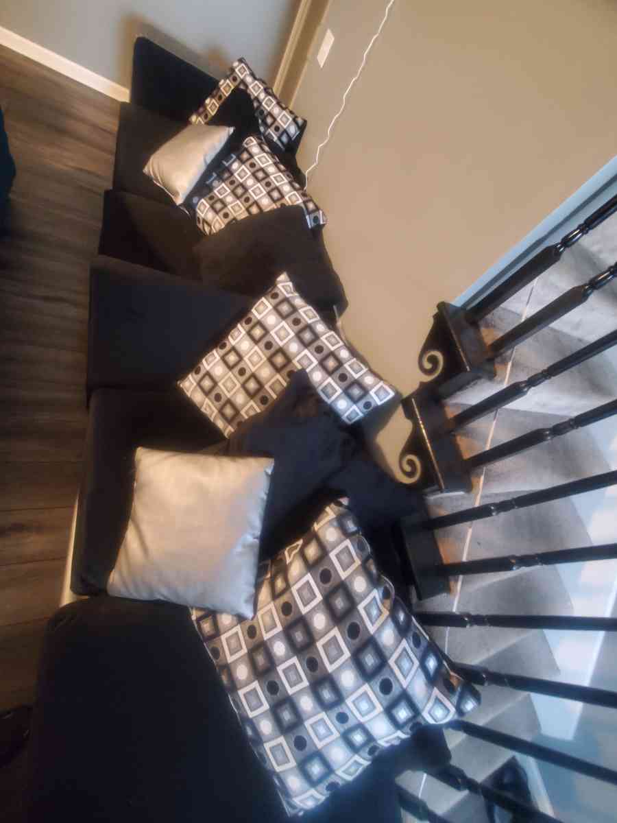 Linzy chaise sofa 110 in wide - High Point, North Carolina