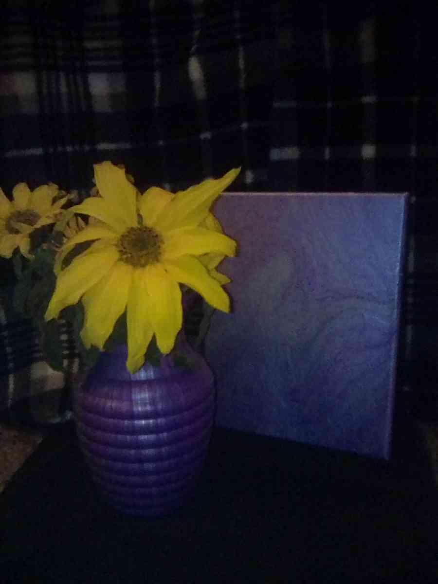 Glass Flower Vase and Matching Picture - Barstow, California