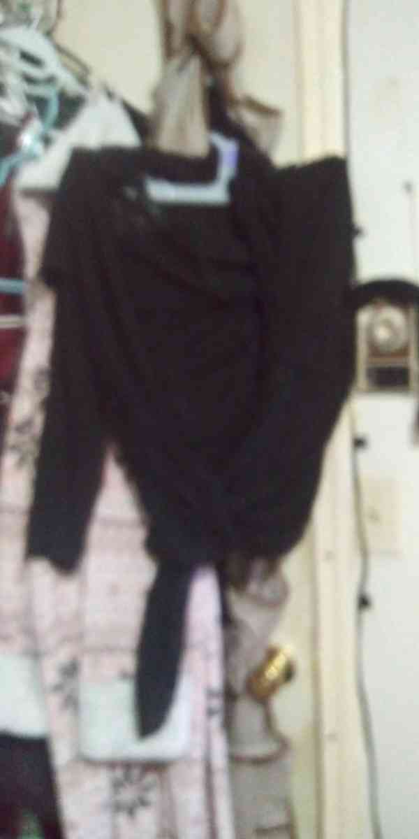 light lace over jacket wore once - Yakima, Washington - FleaMarketBay