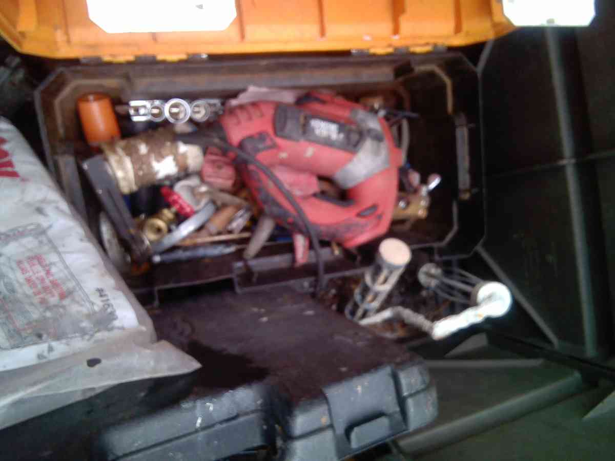 I have lots tools - Casselberry, Florida - FleaMarketBay