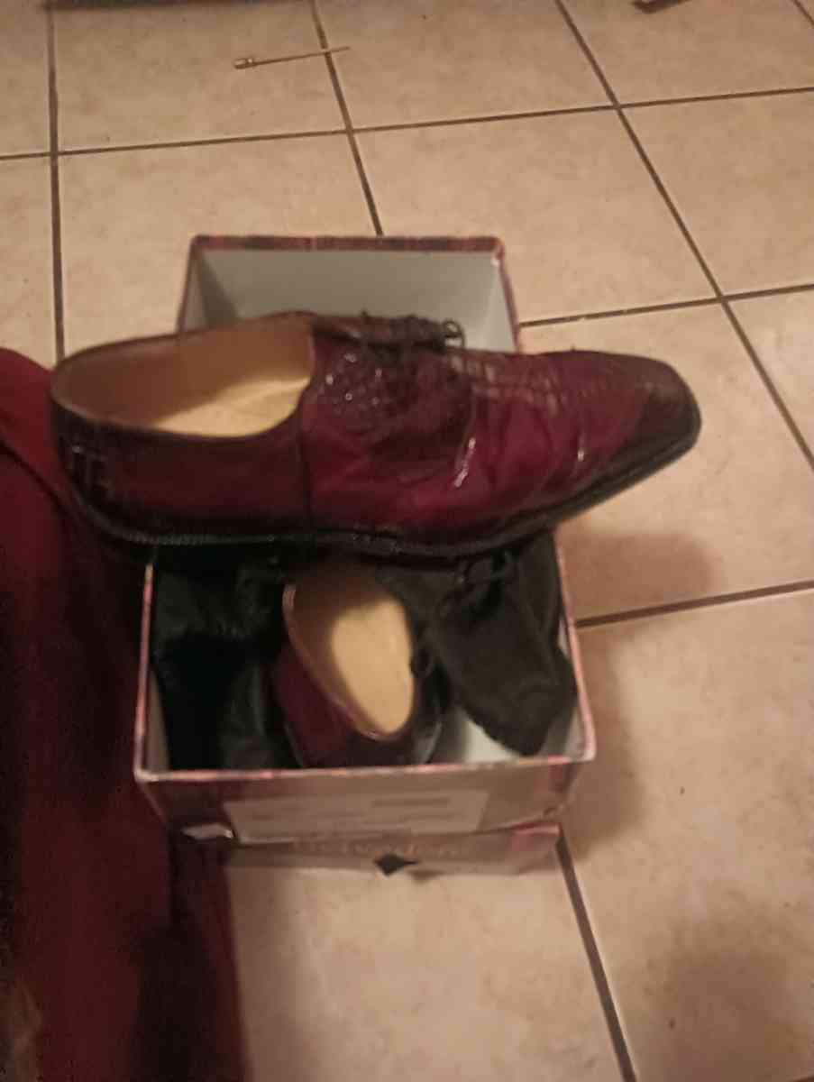 Luxury Mens Dress Shoes size 11 - Stockton, California - FleaMarketBay