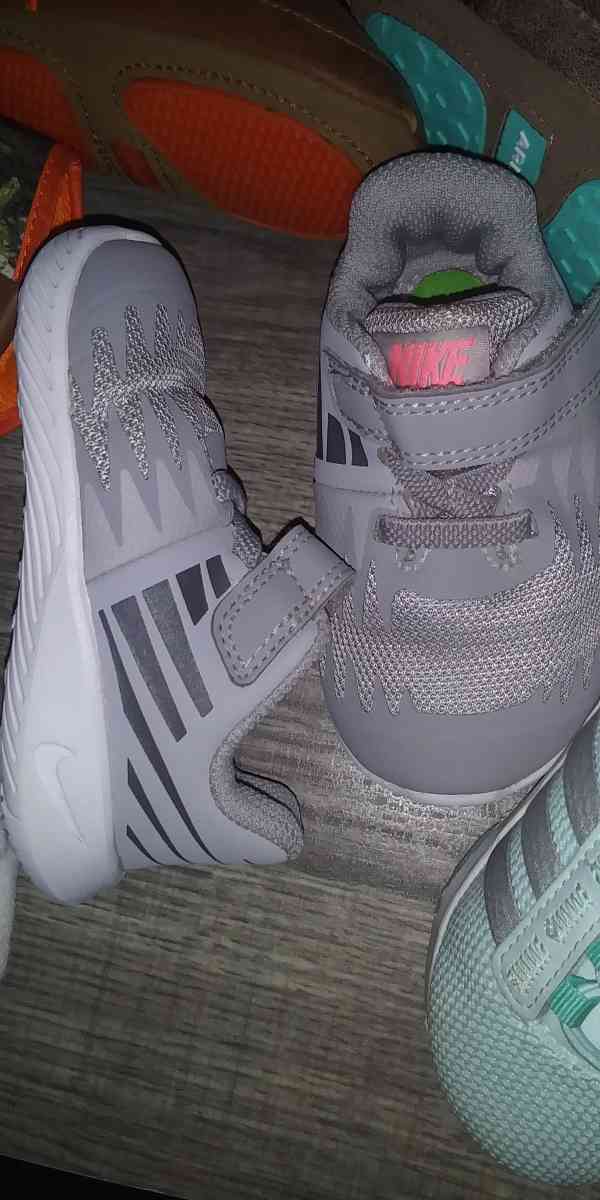 baby Boots and shoes 10 each - Dalton, Georgia - FleaMarketBay