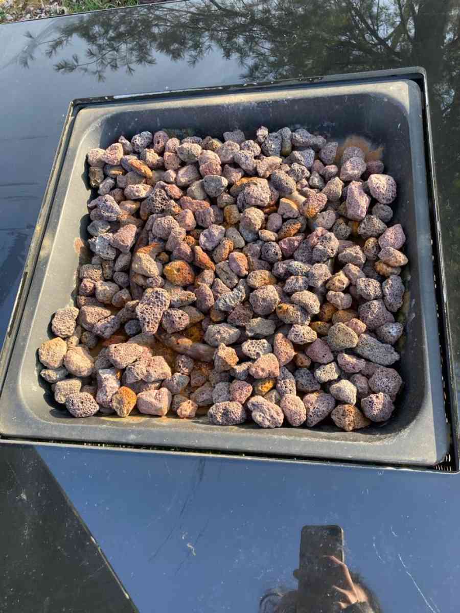 patio furniture  with fire pit table - Louisville, Kentucky - FleaMarketBay