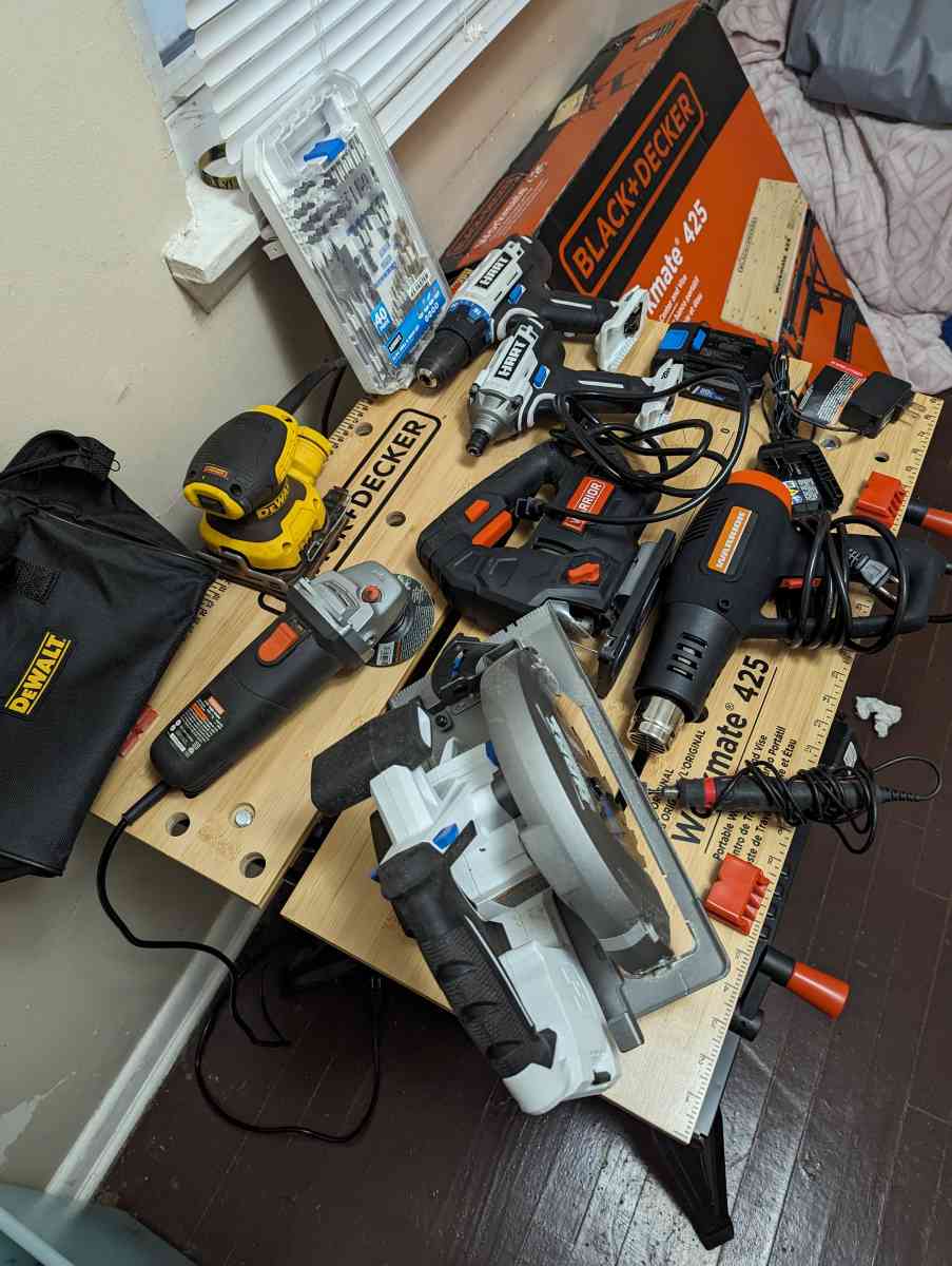 assortment of power tools - Louisville, Kentucky - FleaMarketBay