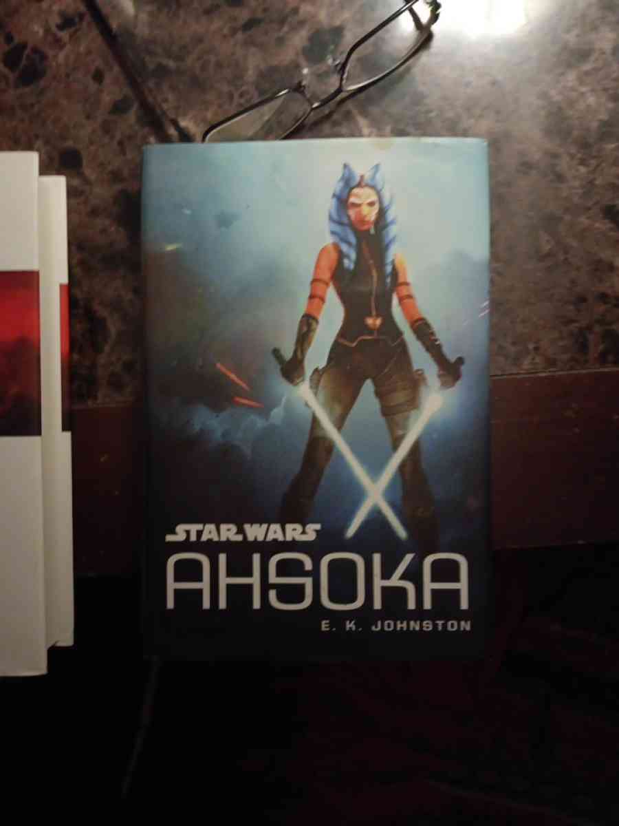 mint condition hard cover copies of Star wars - Green Bay, Wisconsin