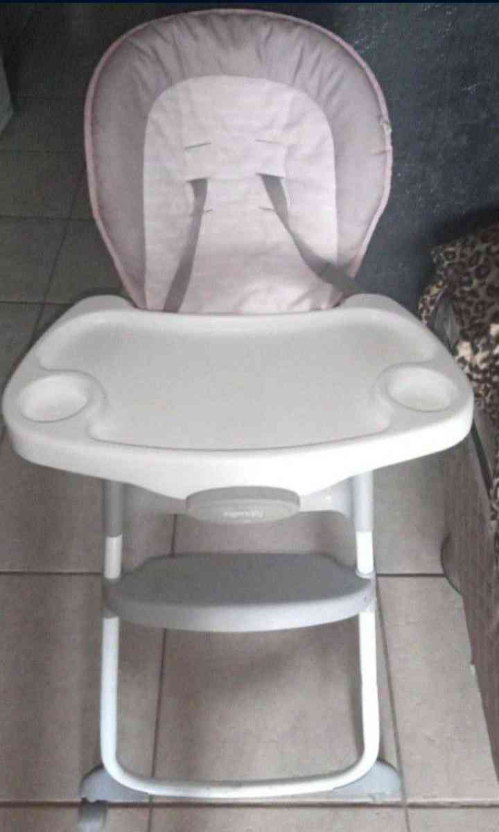 Babygirl Feeding Highchairs - Las Vegas, Nevada