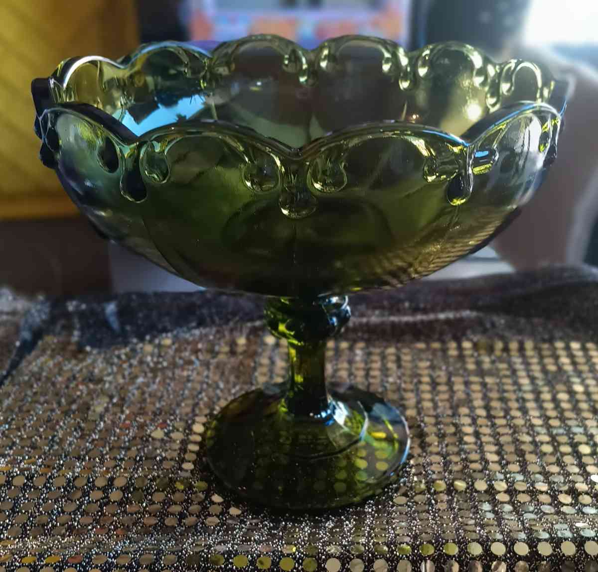 vintage green indian glass fruit bowl - El Mirage, Arizona