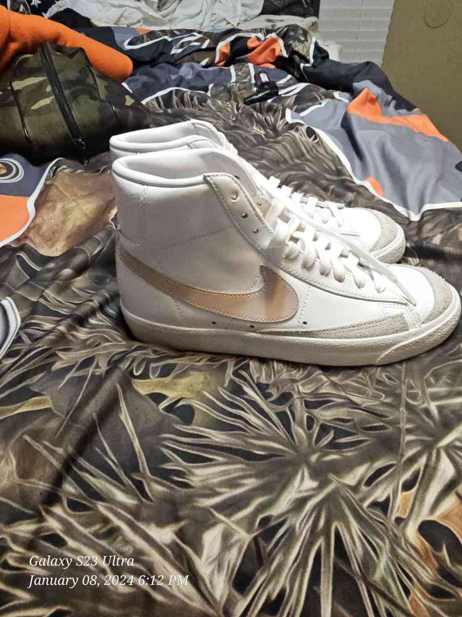 Nike Blazzers - Troy, Alabama - FleaMarketBay