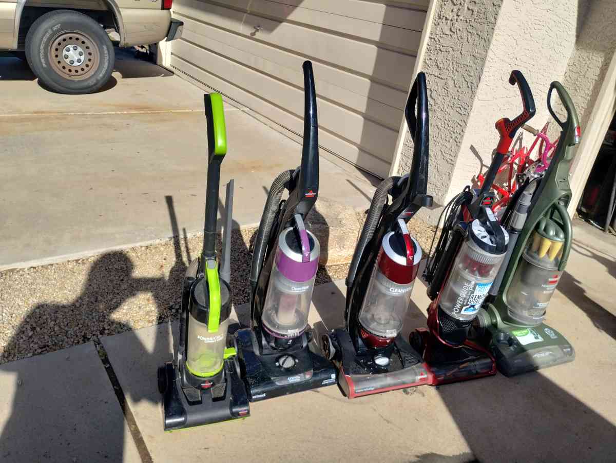 Bissell Bagless Vacuum Cleaners prices in description - Peoria, Arizona - FleaMarketBay