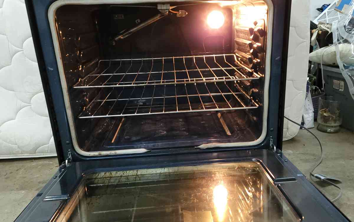 samsung gas stove - Salem, Oregon - FleaMarketBay