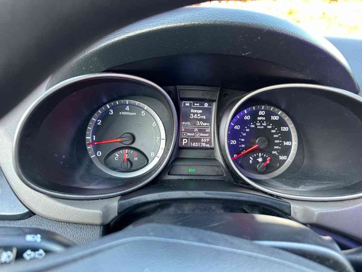 2016 Hyudsi senta Fe sport 24L - Baytown, Texas - FleaMarketBay