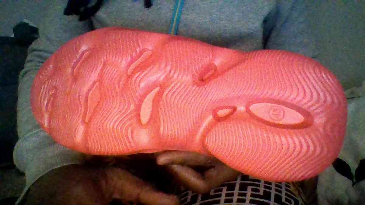 RED YEEZYS - Waldorf, Maryland - FleaMarketBay