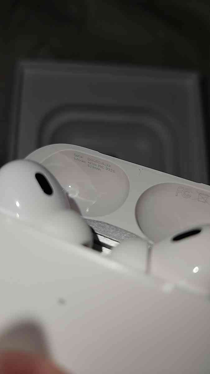 Airpodspro 2nd gen - Fresno, California - FleaMarketBay