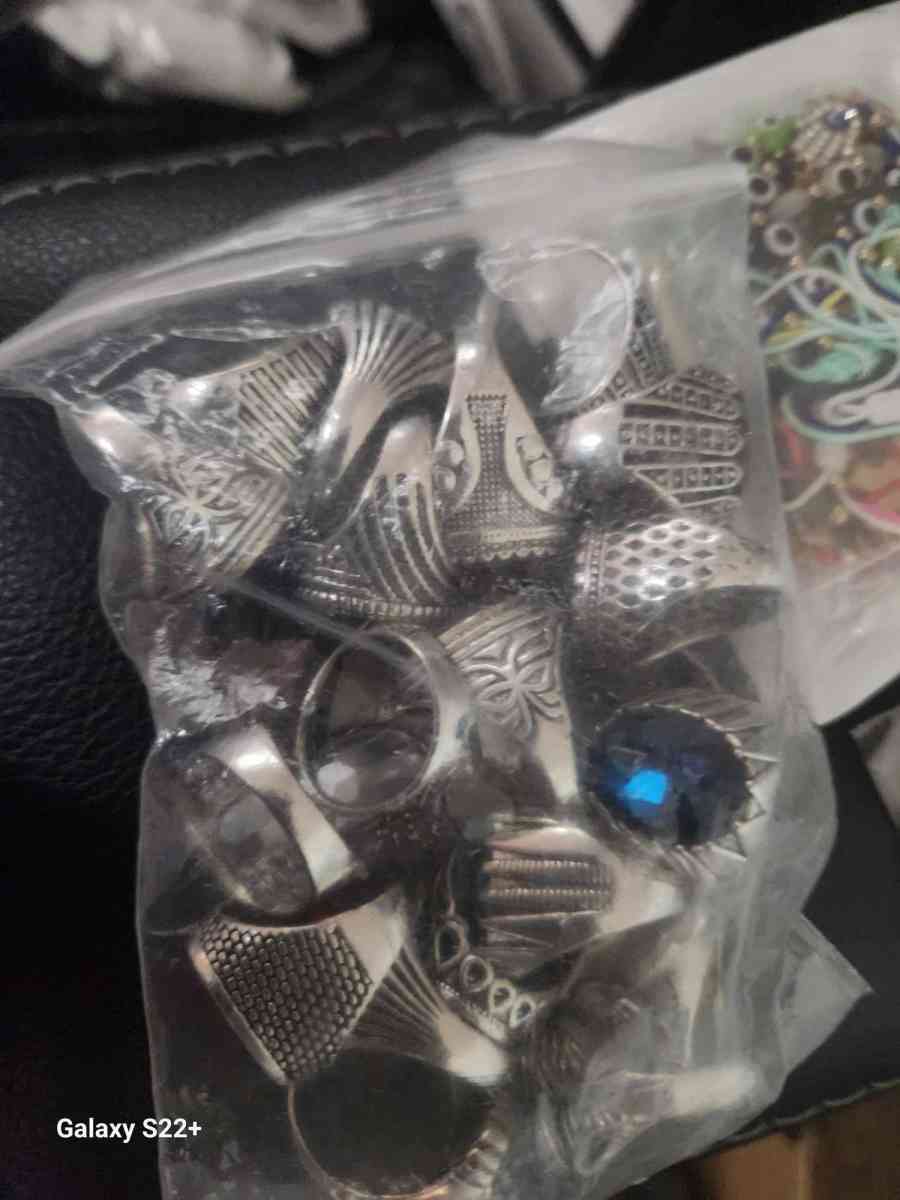 Rings all sizes - Painesville, Ohio - FleaMarketBay