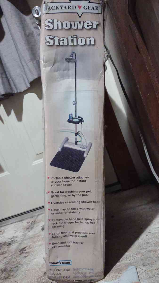 outdoor shower and pet wash - Bethel, Ohio