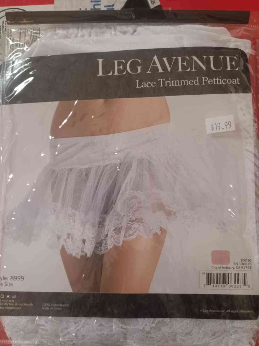 leggings and tutus - Largo, Florida - FleaMarketBay