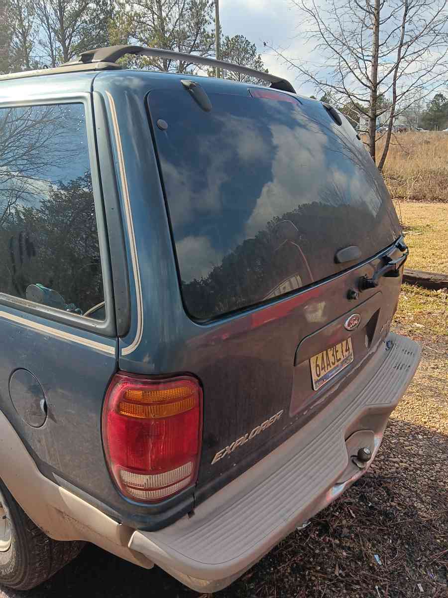 1998 Ford Explorer - Carbon Hill, Alabama - FleaMarketBay