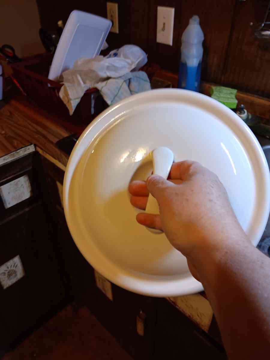 corelle coordinate stoneware covered casserole dish - Auburn, Georgia - FleaMarketBay