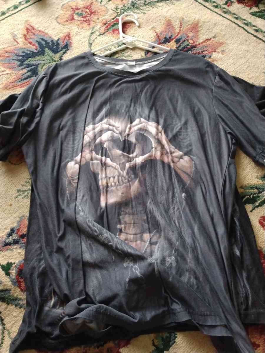 skull shirts - Portland, Arkansas - FleaMarketBay
