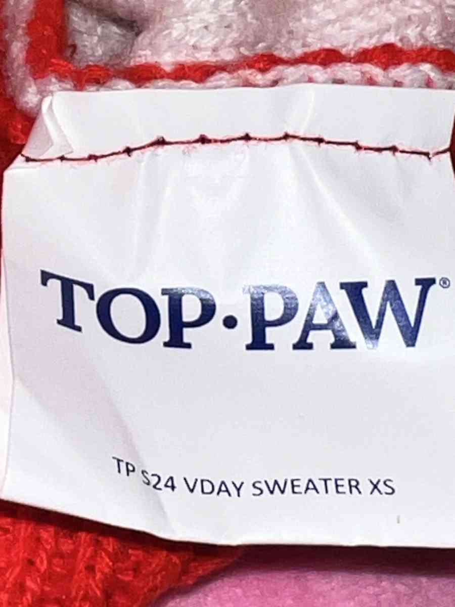 valentines sweater for dog or kitten brand new - Portland, Oregon - FleaMarketBay