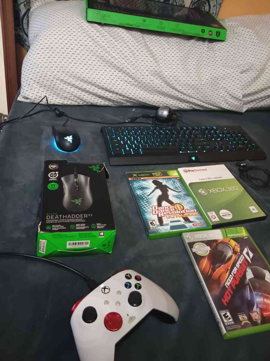 Microsoft Xbox One s 500gb Blu ray disc model bundle - Highland City, Florida - FleaMarketBay