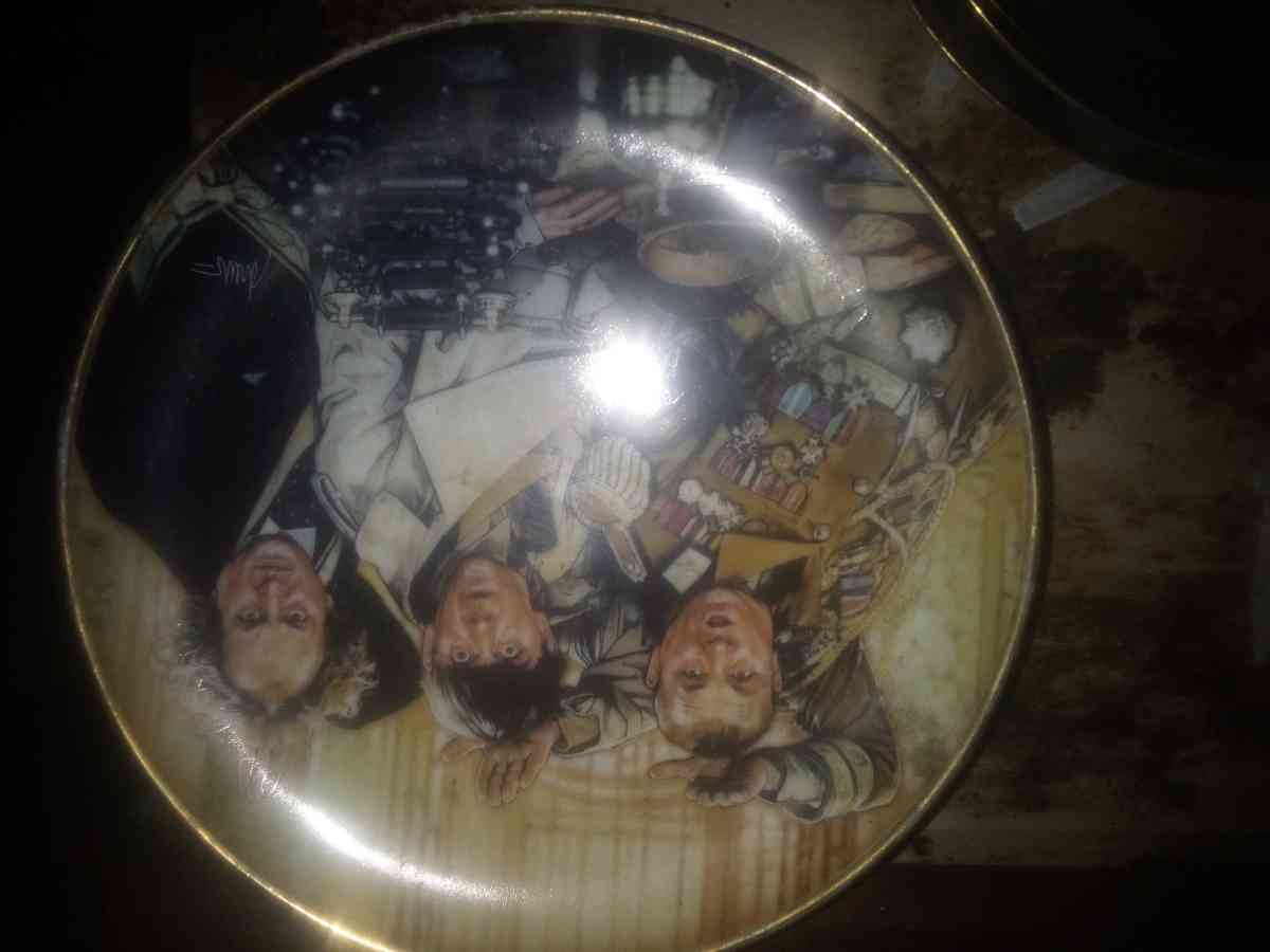 jim Davis signed vintage three stooges plates - Jacksonville, Florida - FleaMarketBay