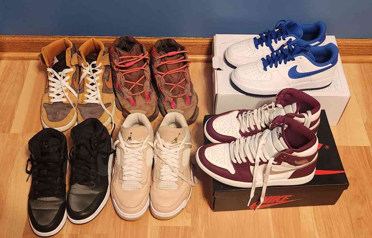 nike shoes - Grayslake, Illinois