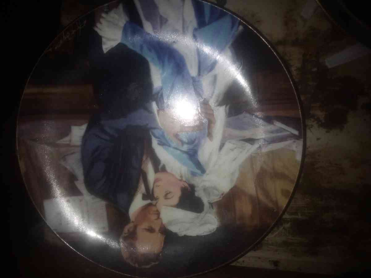 jim Davis signed vintage three stooges plates - Jacksonville, Florida - FleaMarketBay