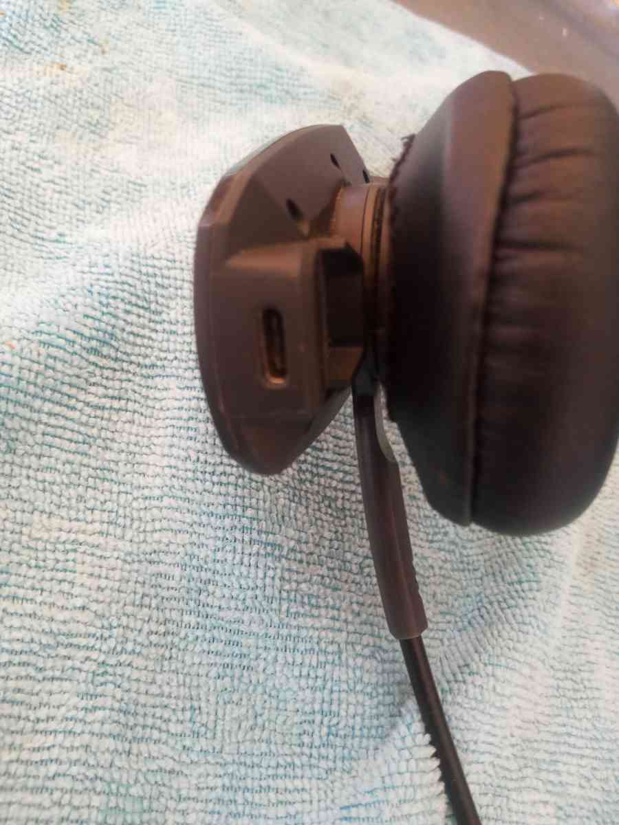 HEADSET BLUE PARROT - Arlington, Texas - FleaMarketBay