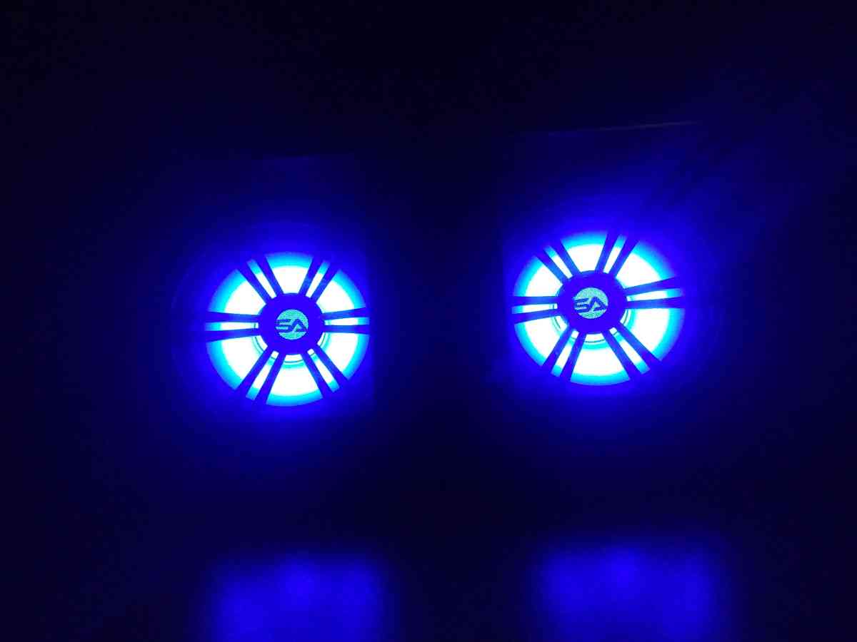 2 12 2400watt in a glow bandpass box - Berea, Kentucky - FleaMarketBay