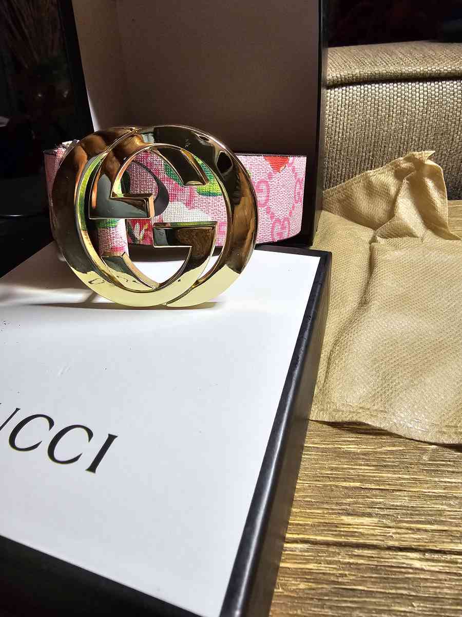 knock off Gucci Belt - Decatur, Georgia - FleaMarketBay