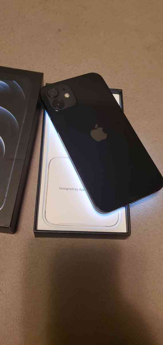 iphone 12 128gb unlocked blac - Belleville, New Jersey - FleaMarketBay