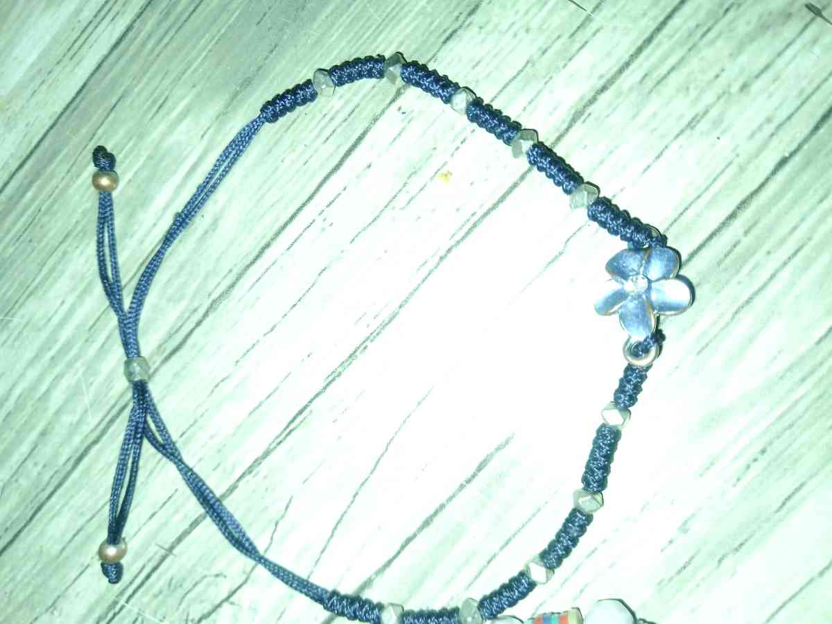 Beaded Jewlery - Los Angeles, California - FleaMarketBay