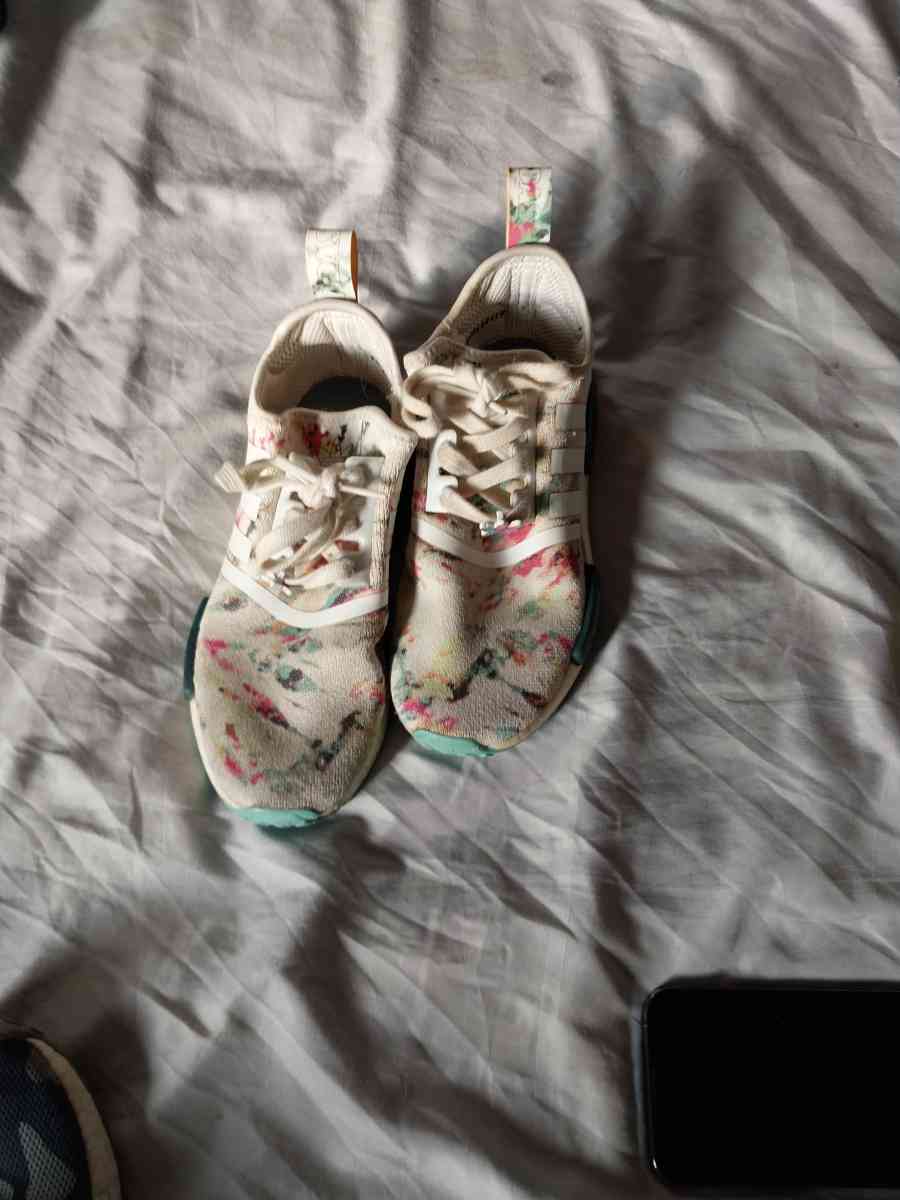 Adidas water color nmds r1 - Mount Orab, Ohio - FleaMarketBay
