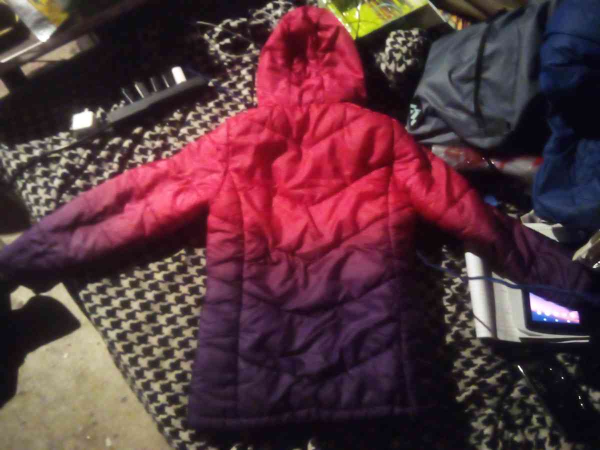 Weatherproof Girls Hooded Winter Coat - Perth Amboy, New Jersey - FleaMarketBay