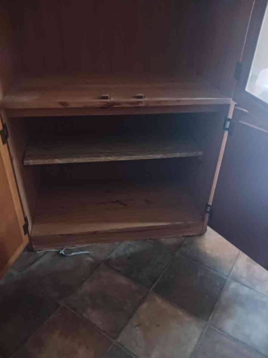 honey wood cabinet - Pass Christian, Mississippi - FleaMarketBay