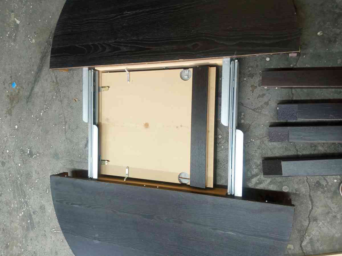 DROP DOWN TABLE - Arlington, Texas - FleaMarketBay