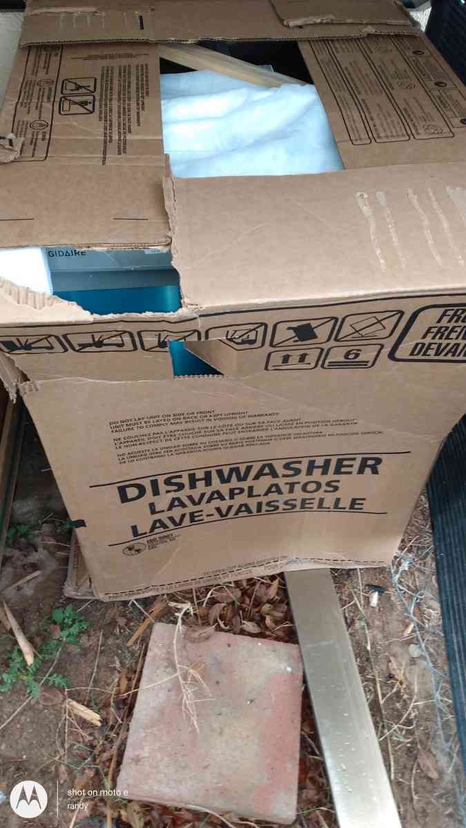 Frigidaire electric range stove and Dishwasher - Las Vegas, Nevada - FleaMarketBay