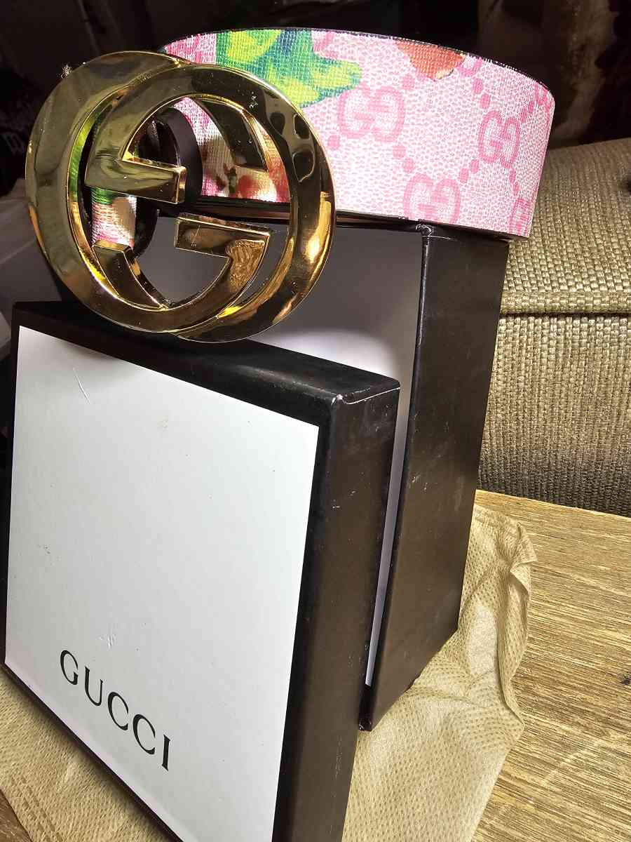 knock off Gucci Belt - Decatur, Georgia - FleaMarketBay