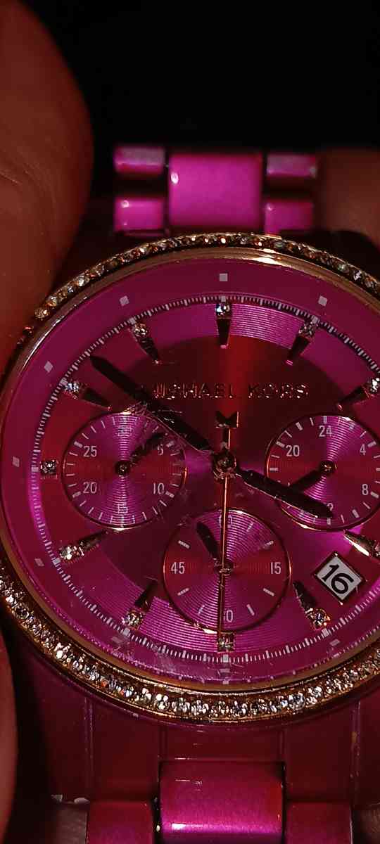 Michael kors pink watch - Corryton, Tennessee - FleaMarketBay