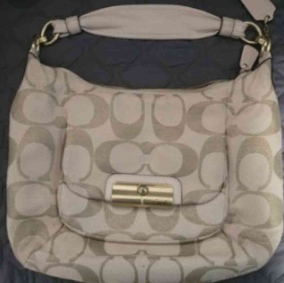 coach handbags - Pottstown, Pennsylvania - FleaMarketBay