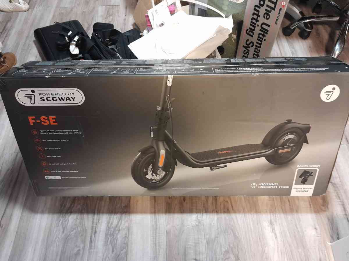 NINEBOT KickScooter F SE - Akron, Ohio - FleaMarketBay