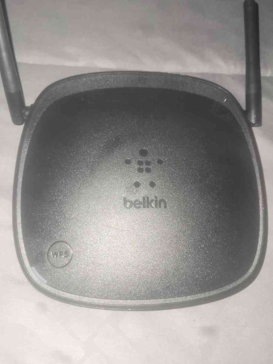 routers - Victorville, California - FleaMarketBay