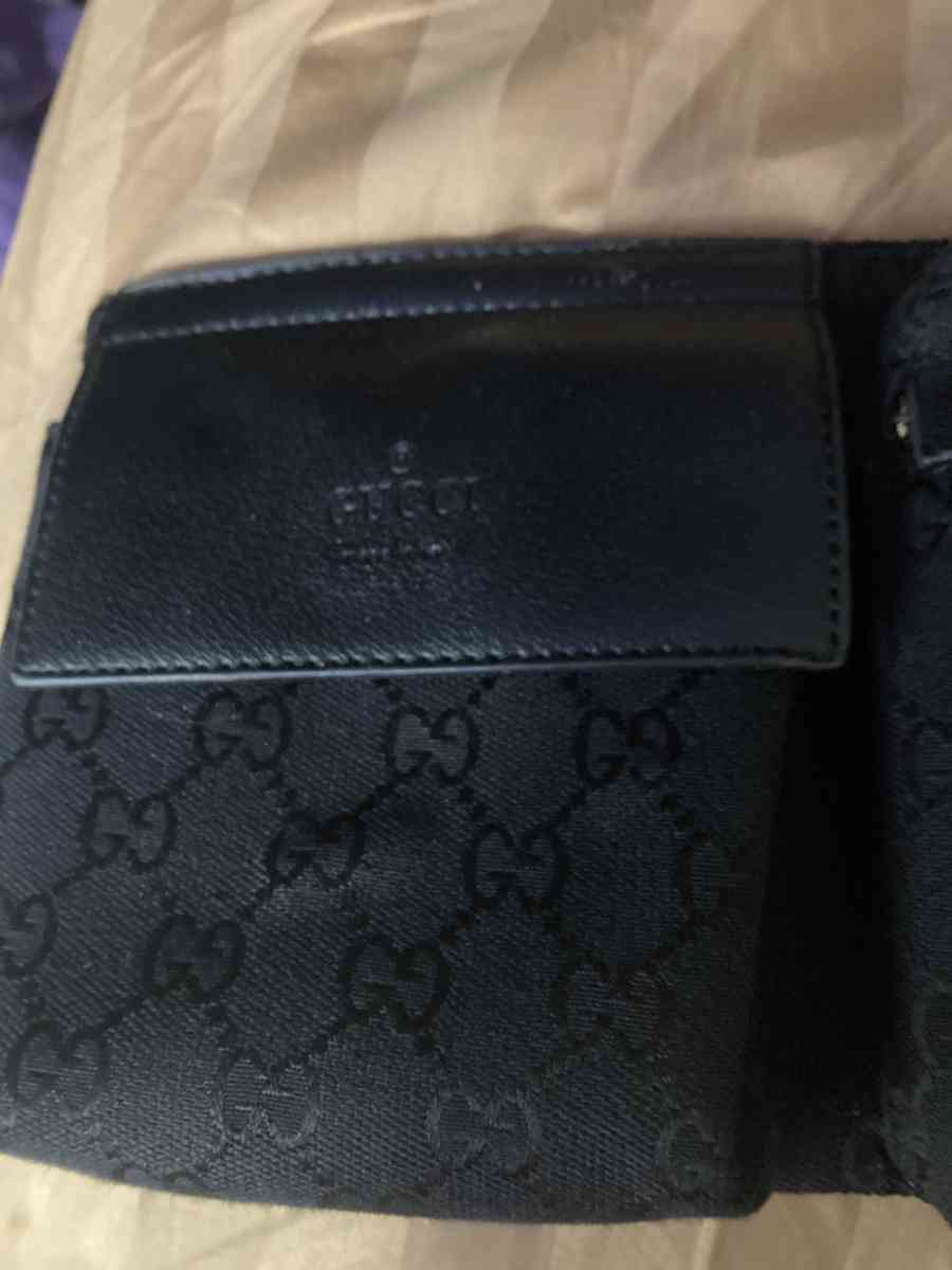 black handbag - Concord, North Carolina - FleaMarketBay